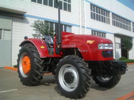 Four-wheel tractor